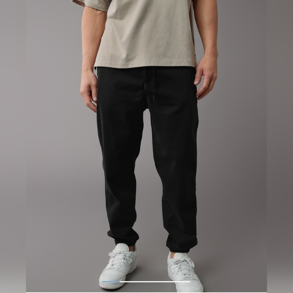 AE Flex Trekker Jogger
